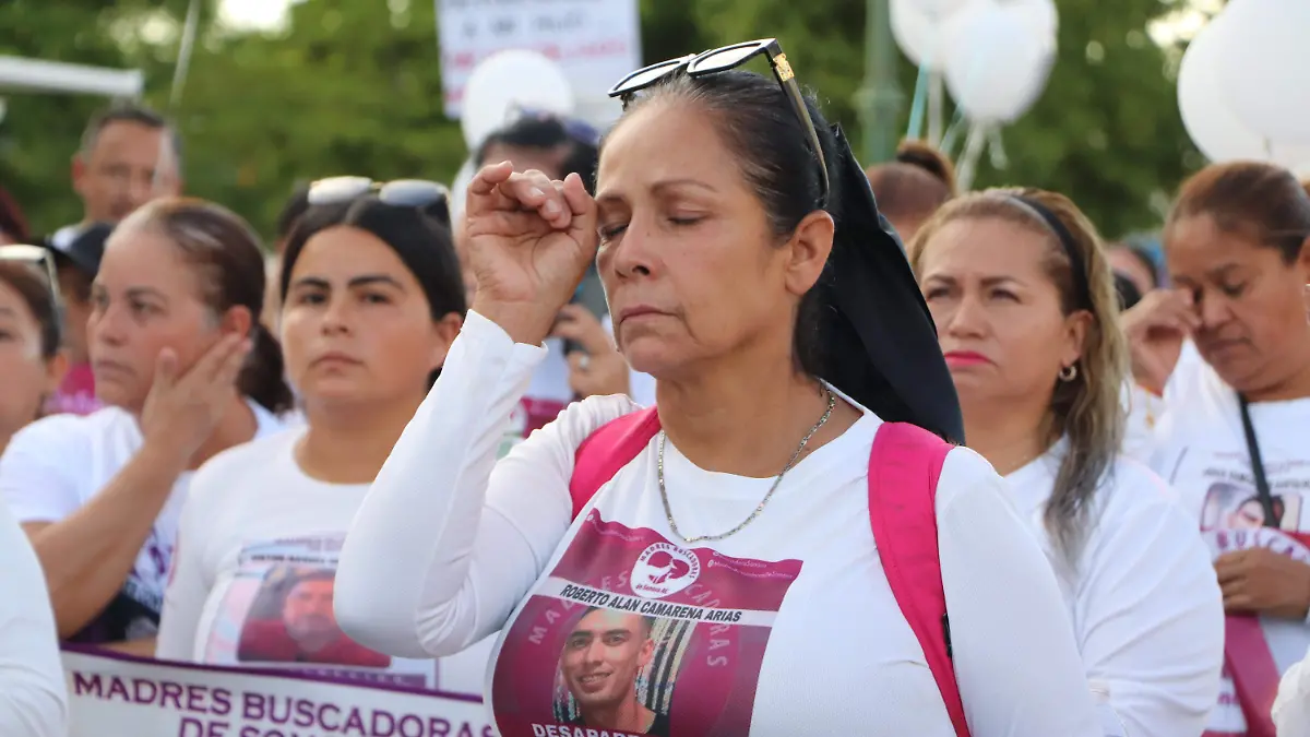 MARCHA MADRES BUSCADORAS_kIMBERLY oRTEGA (82)